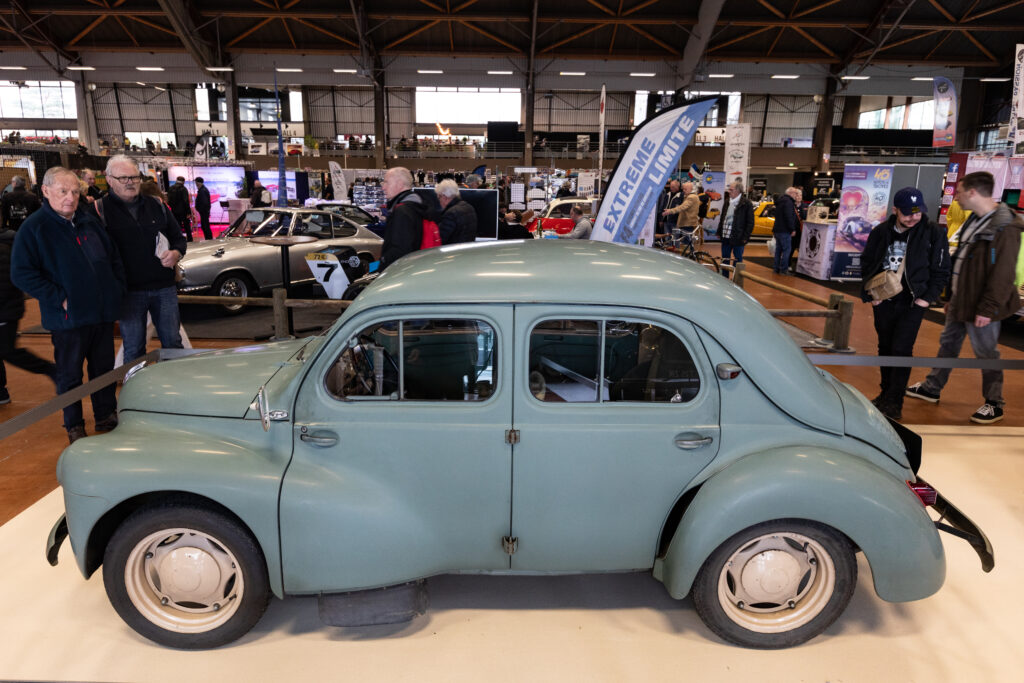 Renault 4CV « Affaires »