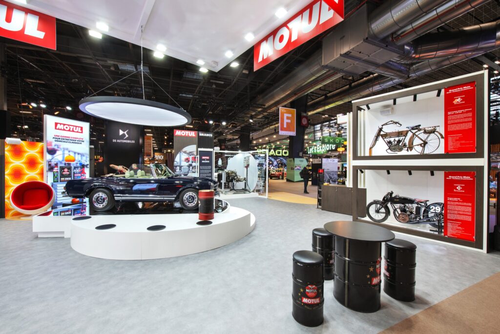 Stand Motul à Rétromobile 2025