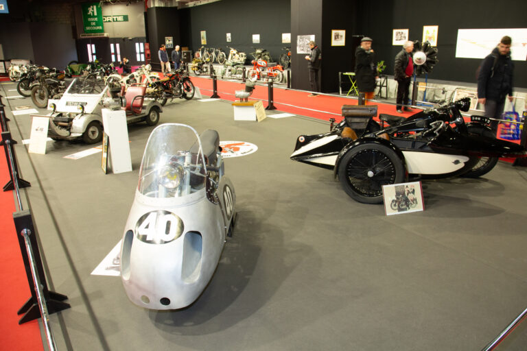 Exposition du centenaire Gnome & Rhône à Rétromobile en 2019