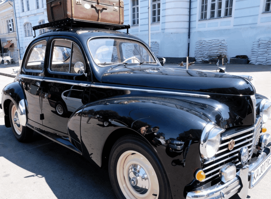 Peugeot 203
