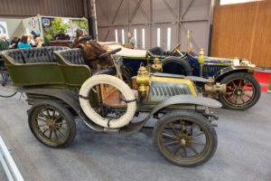 Exposition de voiture