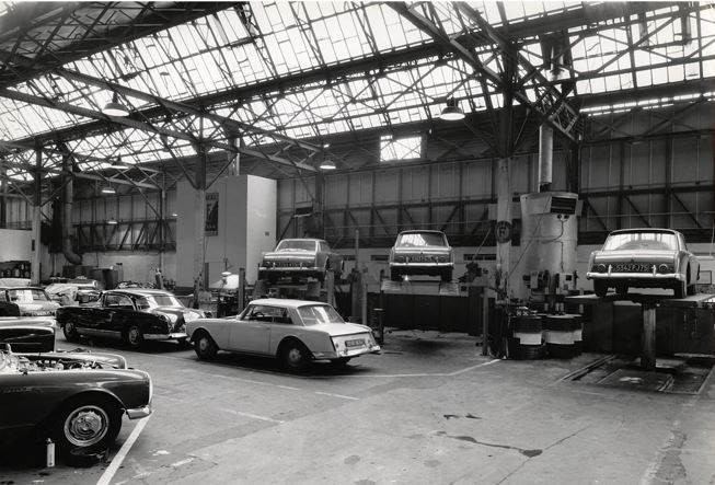 Photo d'archive de l'ancienne Usine Facel Vega