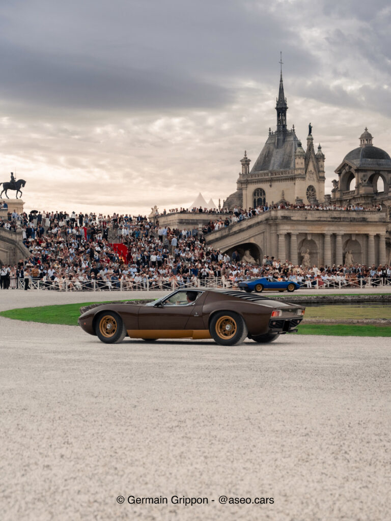Lamborghini Miuria lors de son défilé de classe © Germain Grippon